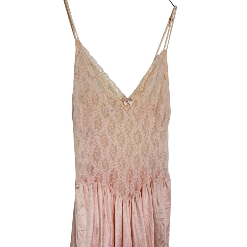 Frederick's of Hollywood Vintage Pale Pink Nylon Lace Nightgown Slip Dress - Picture 9 of 15